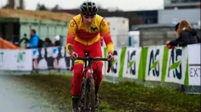 Iván Feijoo da este ano o salto á máxima categoría