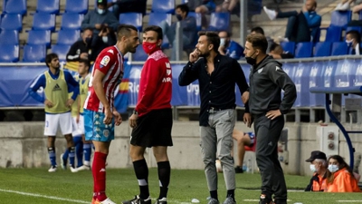 O técnico vigués debutou xusto fai unha volta contra a Ponferradina