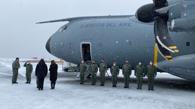 O A-400 tras aterrar en Terra Nova