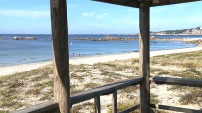 Sucedeu na praia de Raeiros: posto de socorro este martes á mañá