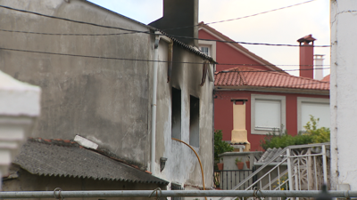 Imaxe da casa incendiada