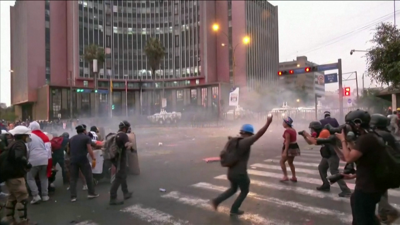 Protesta no centro histórico de Lima