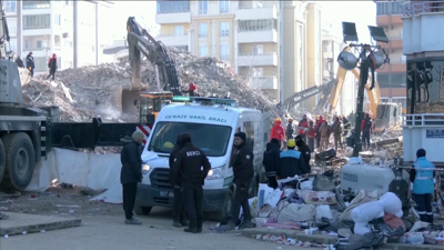 Traballo de desentullo na cidade turca de Gaziantep