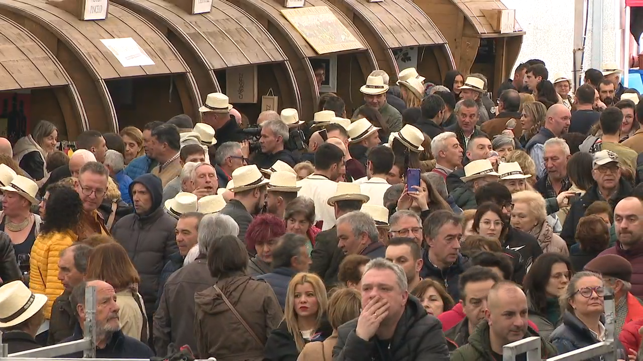 Éxito de afluencia de visitantes á 40 edición da feira do Viño de Chantada