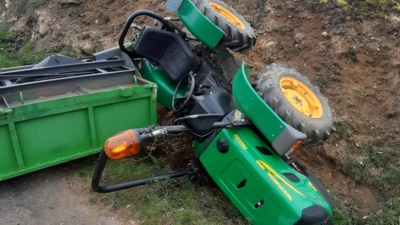 Imaxe de arquivo doutro accidente de tractor