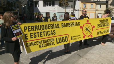 O sector saíu á rúa en Lugo para esixir un IVE reducido para salóns de estética e de peiteado