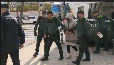 Ana Sandamil entrando da Audiencia Provincial de Lugo /Arquivo