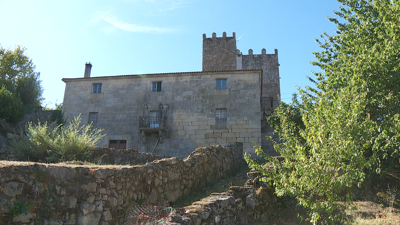 Pazo en venda na Lamela, no Pereiro de Aguiar