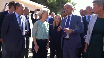 Ursula von der Leyen e Giorgia Meloni en Lampedusa