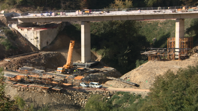 As obras avanzan e a previsión é que a primeira ponte poda abrir a finais de ano