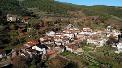 Aldea modelo de Infesta, en Monterrei