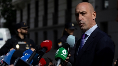 O expresidente da RFEF, Luis Rubiales, ofrece declaracións aos medios na Audiencia Nacional, o pasado 17 de maio en Madrid (Eduardo Parra / Europa Press).