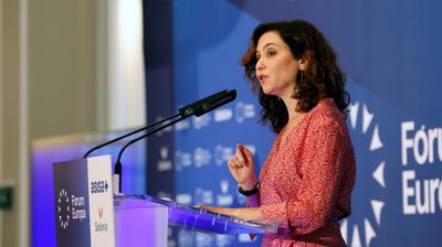 Isabel Díaz Ayuso durante a súa intervención nun almorzo informativo este luns (EFE/Javier Lizón)