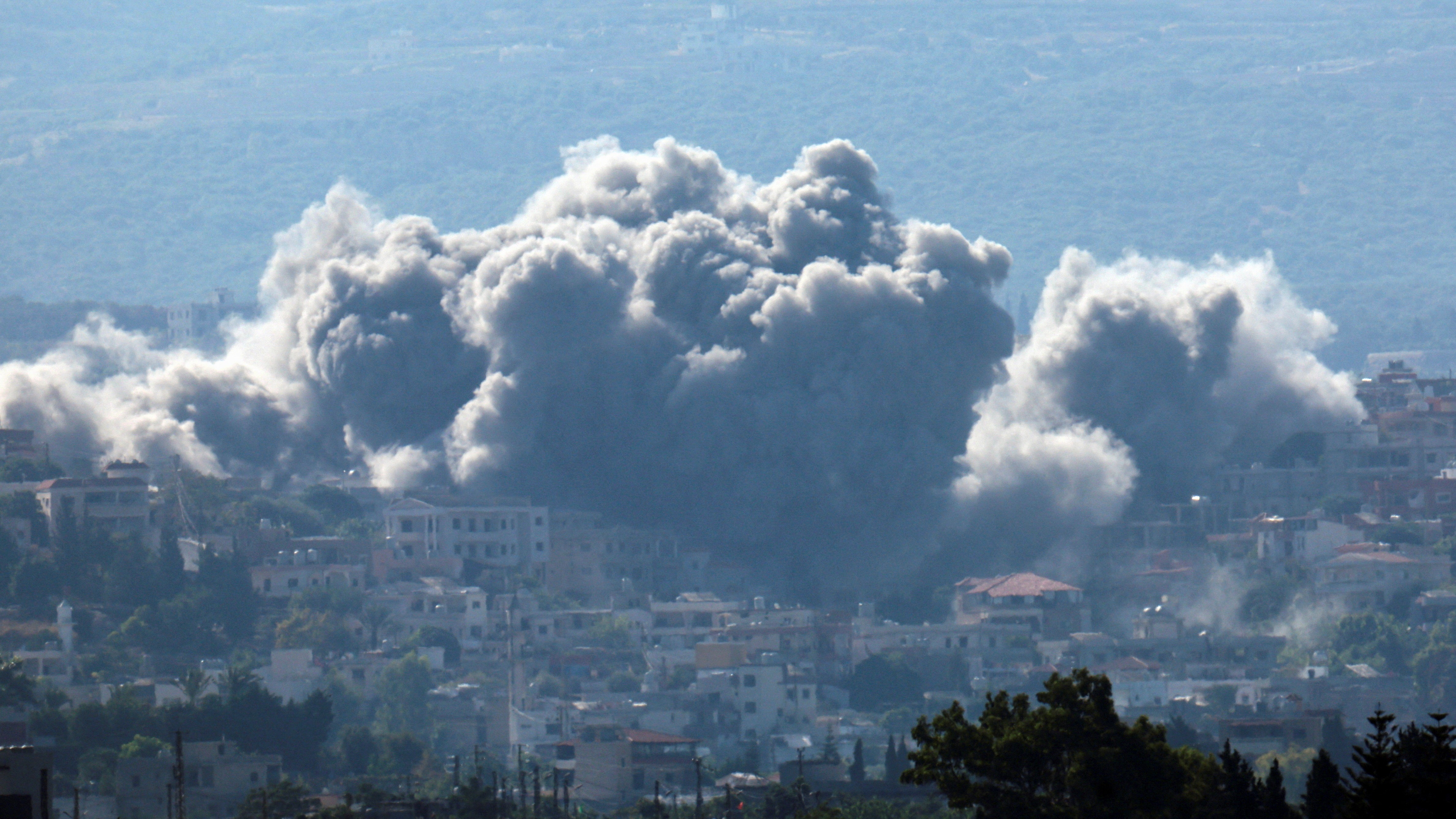 Áreas do sur do Líbano bombardeadas por Israel (Reuters/Amr Abdallah Dalsh)