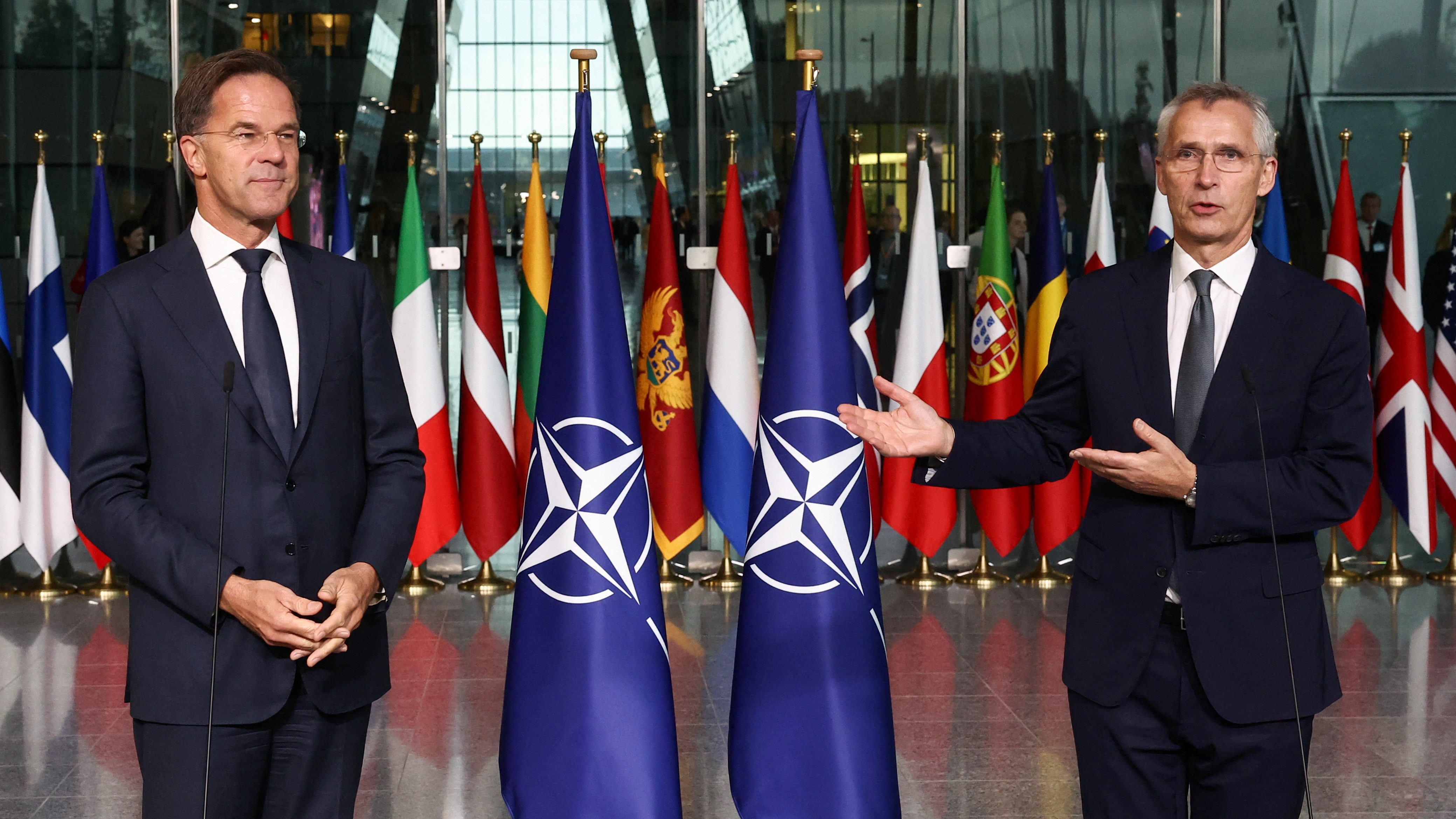 Mark Rutte e Jens Stoltenberg este martes en Bruxelas (Reuters/Yves Herman)