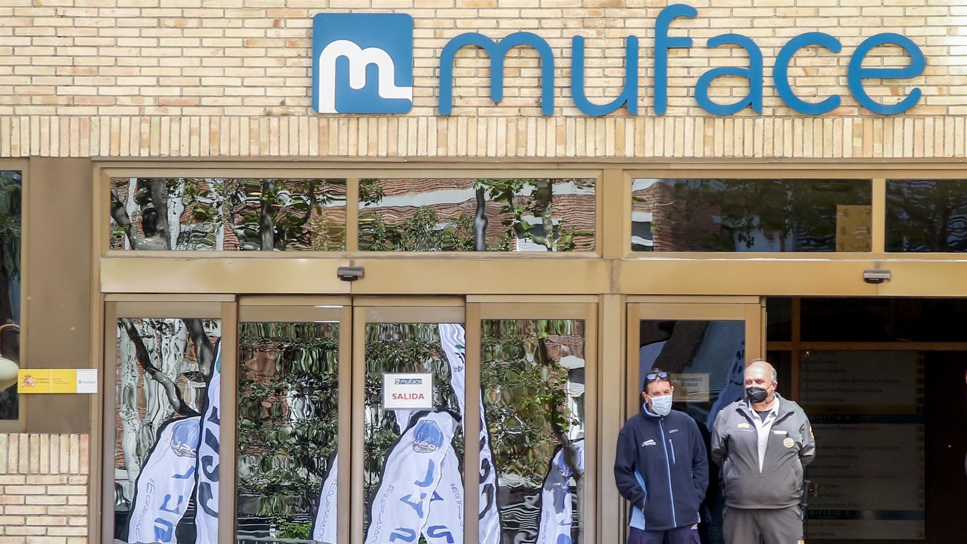 Edificio de Muface durante unha protesta de funcionarios en Madrid (Ricardo Rubio/ EuropaPress/Arquivo)