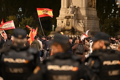 A policía vixila este sábado a  manifestación en Madrid de grupos neonazis