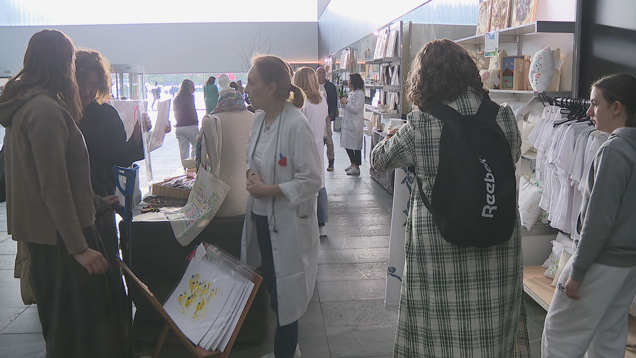 A exposición pode visitarse ata este xoves no vestíbulo do hospital lucense