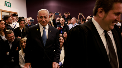 Netanyahu, á súa chegada ao tribunal de Tel Aviv (Menahem Kahana/Reuters)