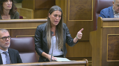 A portavoz de Junts, no Congreso, Miriam Nogueras, durante a sesión de control ao Goberno