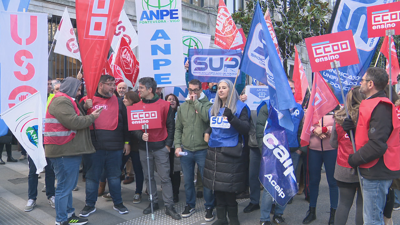 Concentración en Vigo dos traballadores mutualistas