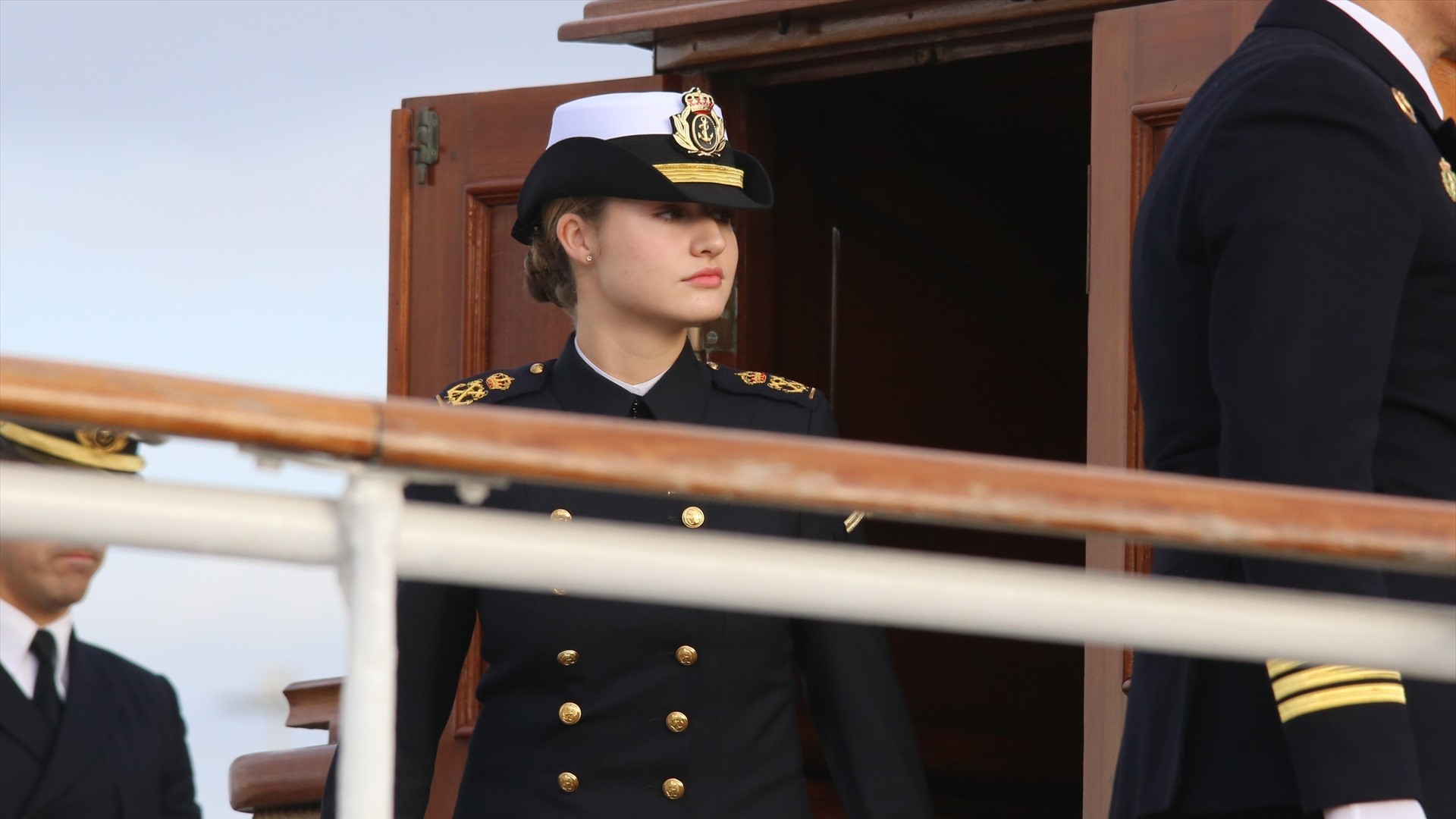 A princesa Leonor durante o embarque no buque Juan Sebastián Elcano. Leandro Wassaul