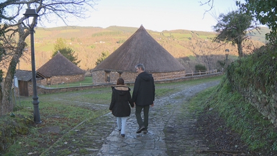 A parella casou nas pallozas de San Román