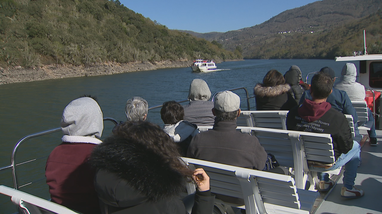 As rutas fluviais polo Miño e o Sil son das máis concorridas