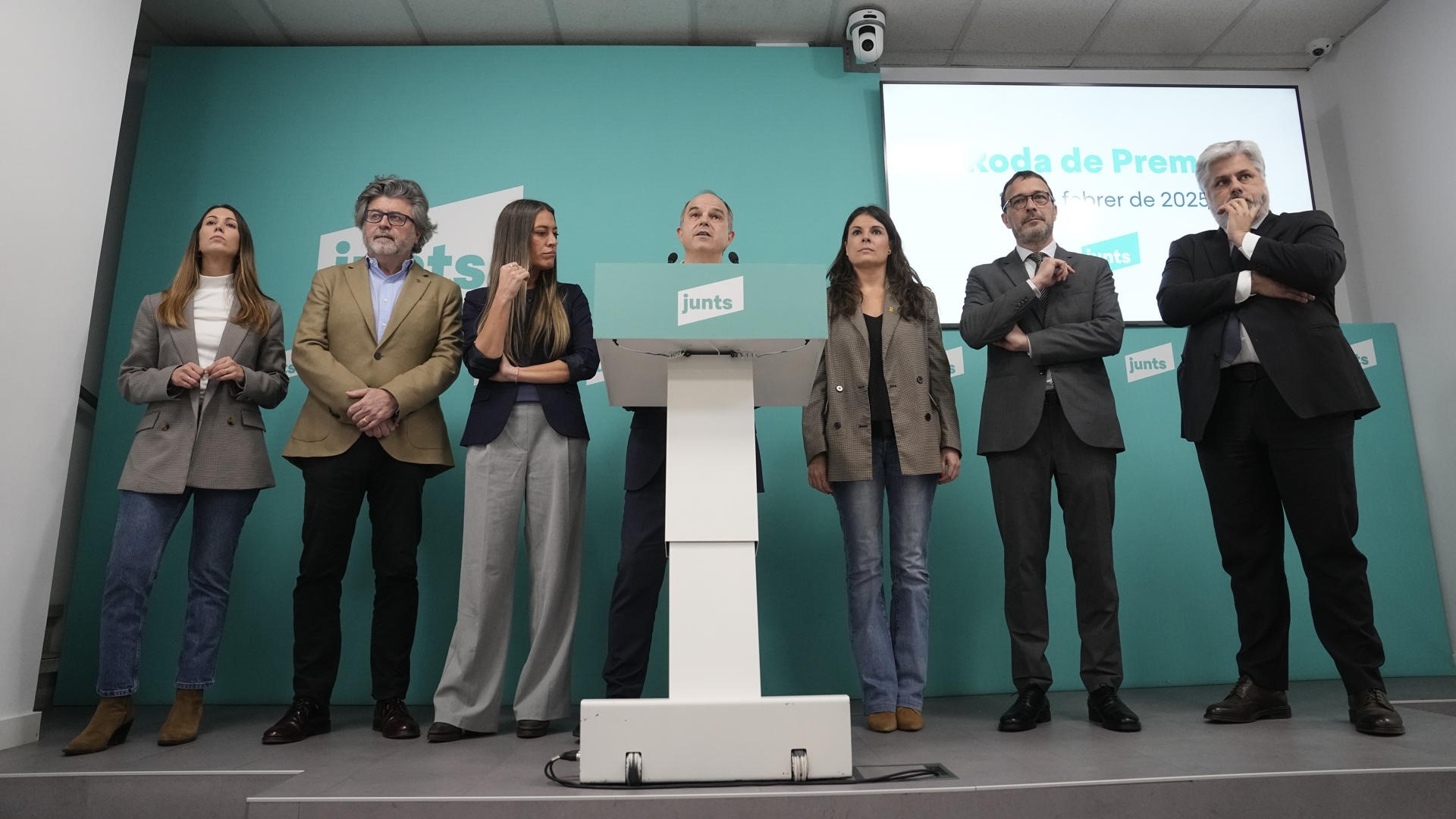 Jordi Turull, acompañado por la cúpula de JxCat (EFE/Enric Fontcuberta)