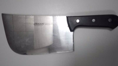 O machete de cociña que empregou o veciño de Vigo