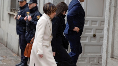 Jessica Rodríguez (con lentes de sol), declarou no Supremo (EFE/Javier Lizón)