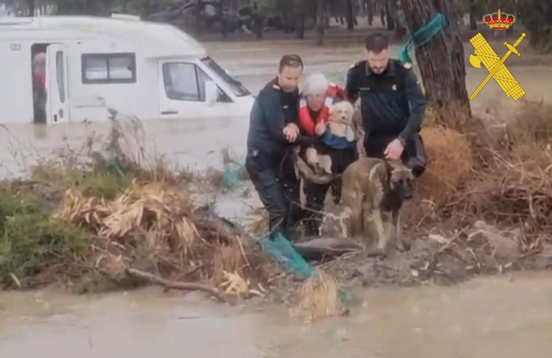 Imaxe do rescate en facilitada pola Garda Civil