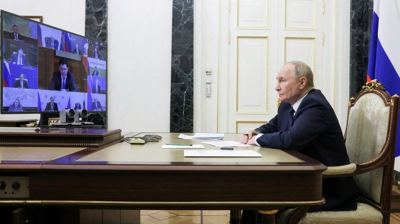 Putin preside unha xuntanza virtual en Moscova. Sputnik/Mikhail Metzel vía REUTERS