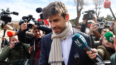 Gerard Piqué, tras saír dos xulgados (EFE/ Rodrigo Jimenez)